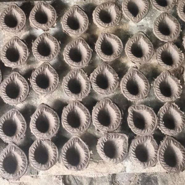 Gomaya Diya  12 pcs Set - Image 2